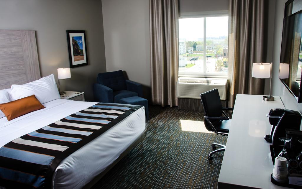 Wingate By Wyndham Dieppe Moncton Exterior photo