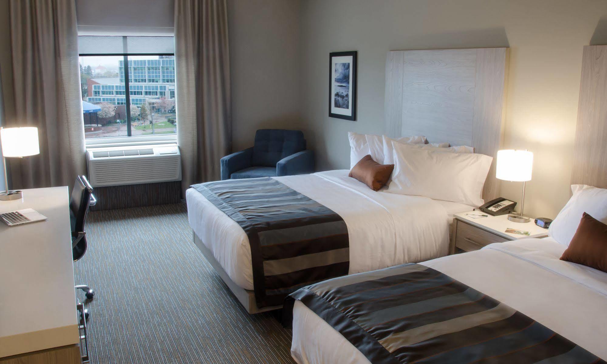 Wingate By Wyndham Dieppe Moncton Exterior photo